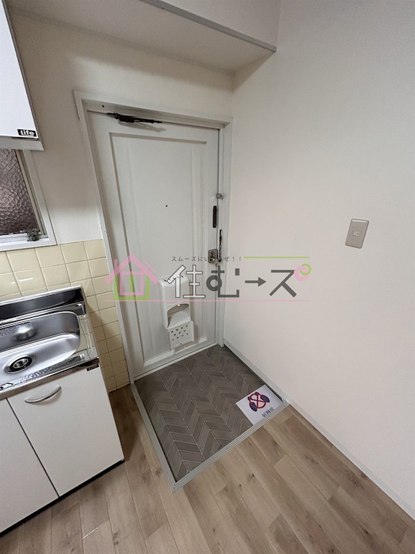 リアライズ上新庄豊新 玄関