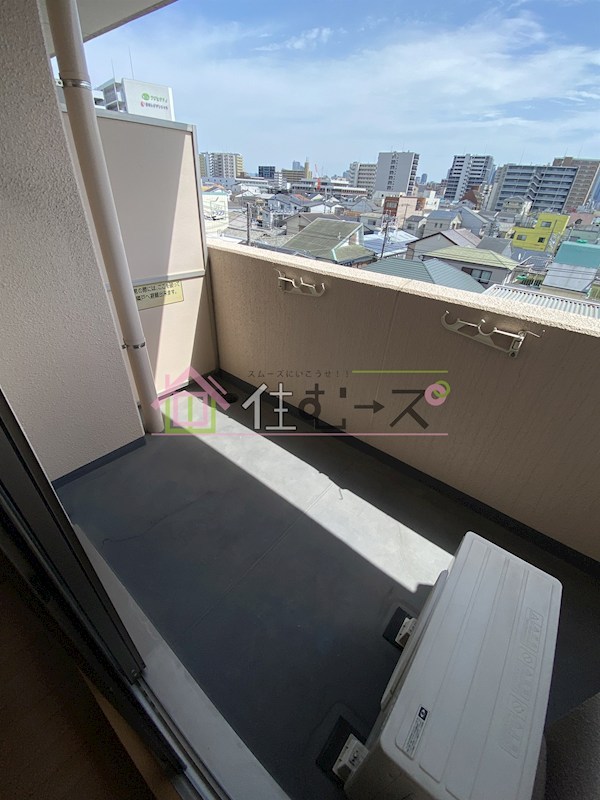 ＮＬＣ新大阪ＰａｒｔⅡ ベランダ