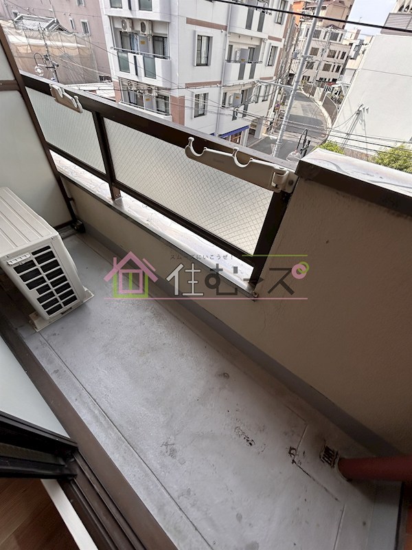 平ハツマンション ベランダ