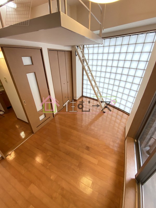 エステムコート新大阪Ⅲステーションプラザ リビング