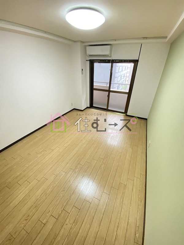 フローライト新大阪 ベッドルーム