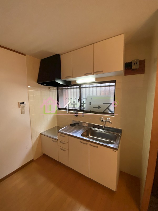 津田貸家 キッチン
