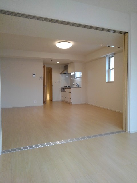 メレヴェイユ　アルファー リビング