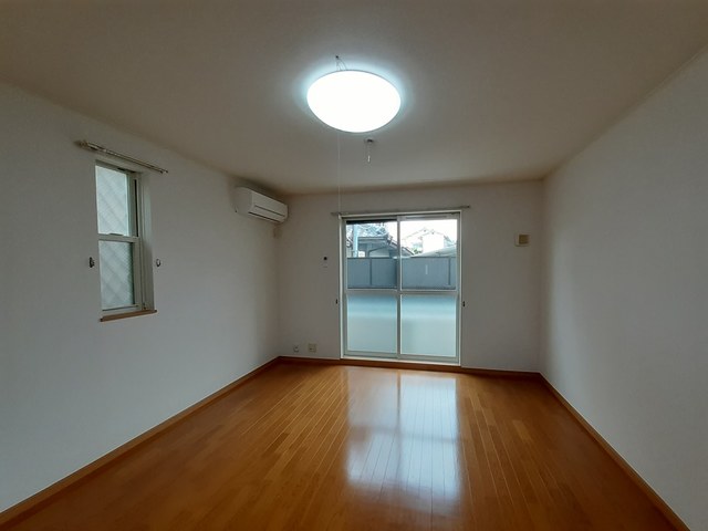 ローザ・アルベロＢ棟 リビング