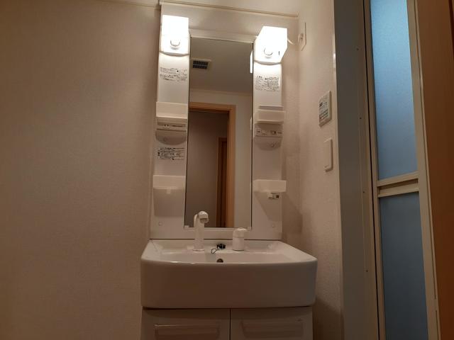 サル　ドゥ　セジュール その他3