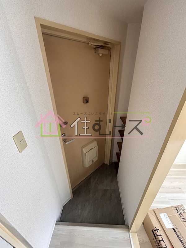 サンプラザ京橋 玄関