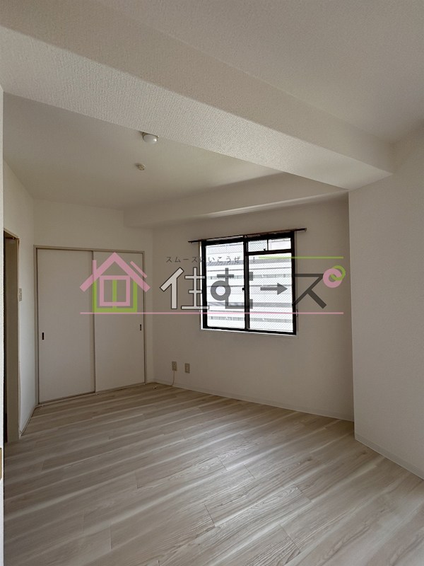 サンプラザ京橋 ベッドルーム