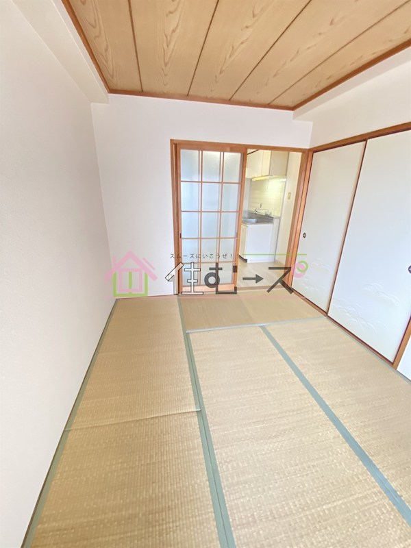 ロイヤル平野 リビング