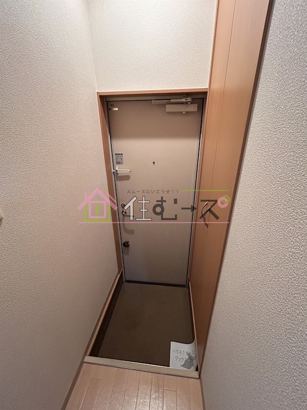 レオン京橋 玄関