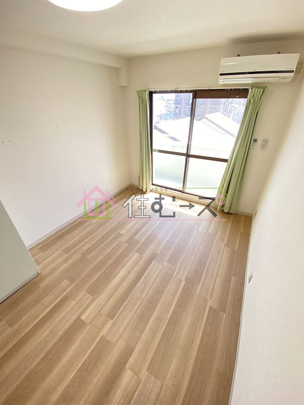 ヤングビレッジ平野  ベッドルーム