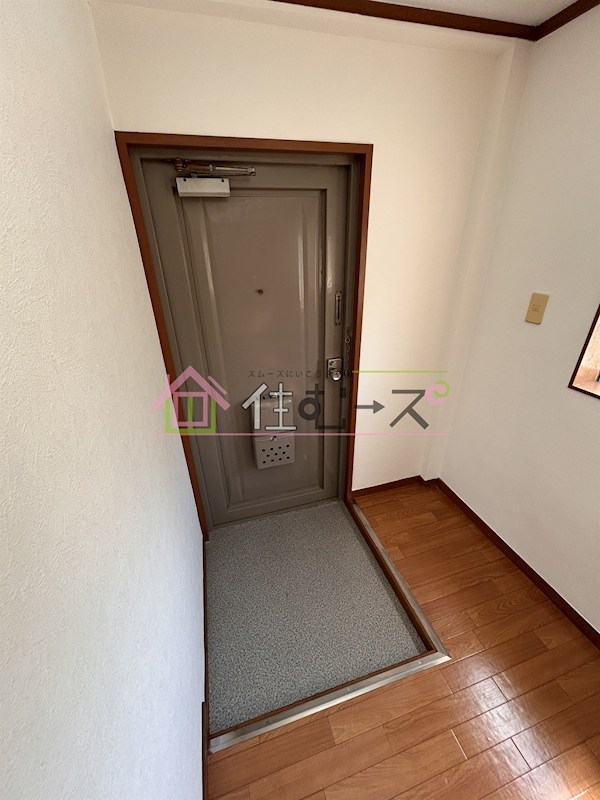 カラキマンション 玄関