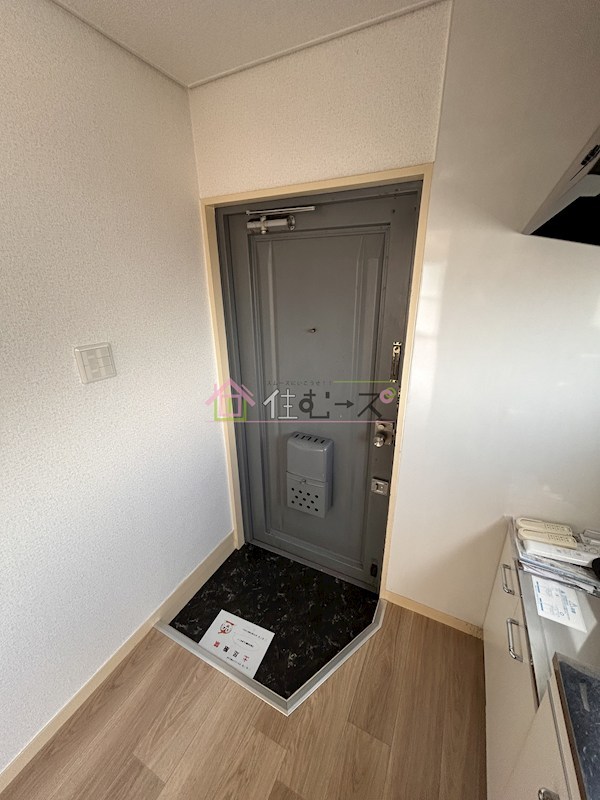 リリアン都島 玄関