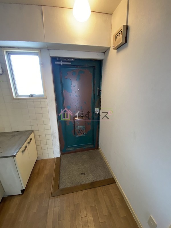 シャトー背戸口 玄関