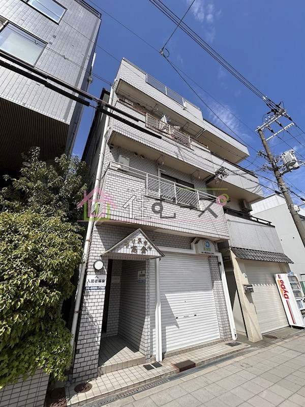 クリスタル高倉 外観