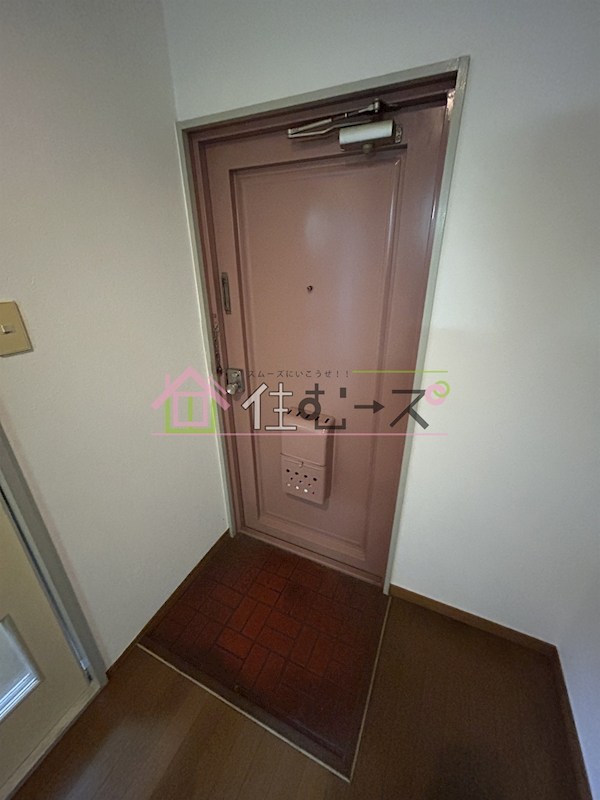 クリスタル高倉 玄関