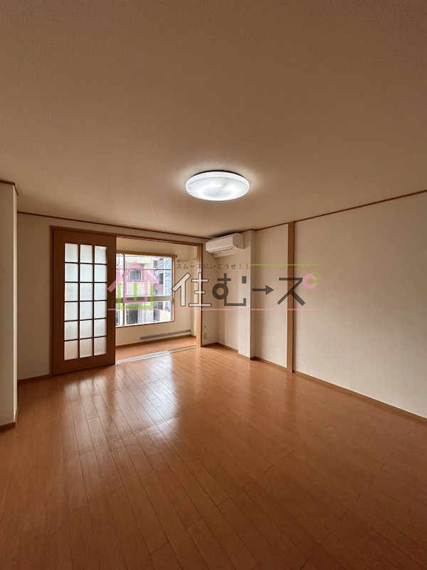 第1奥村マンション ベッドルーム