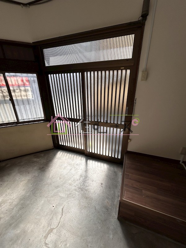 都島中通3丁目テラスハウス 玄関