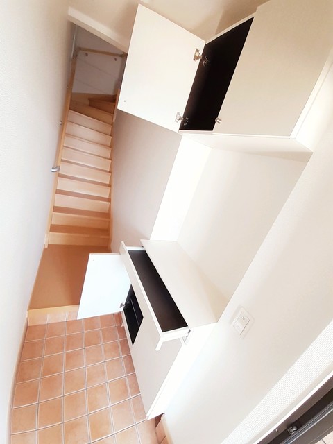 スパーブレジデンスＡ 玄関