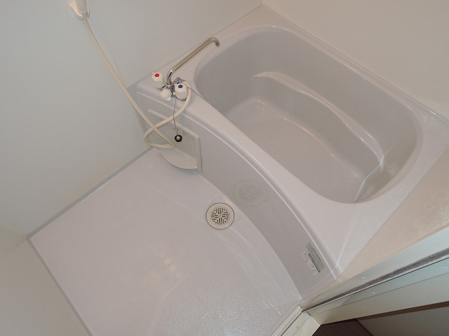 レオパレス蘭 風呂画像