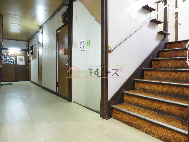 孔雀ハウス その他外観2