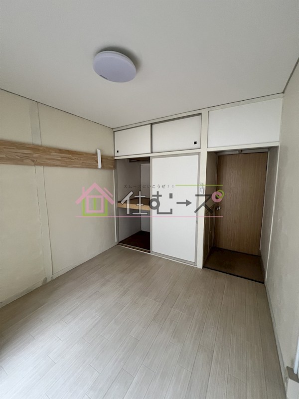 孔雀ハウス リビング