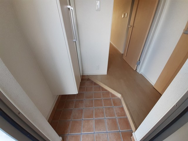 ソレイユ・Ｍ 玄関