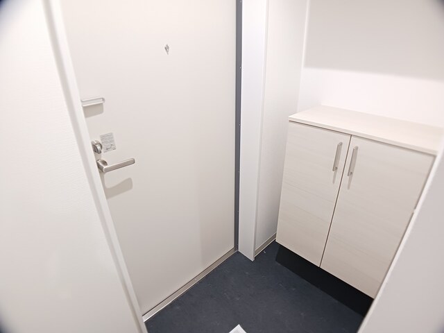 グランラトゥール 玄関