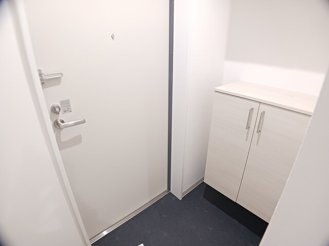 グランラトゥール 玄関