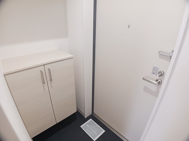 グランラトゥール 玄関