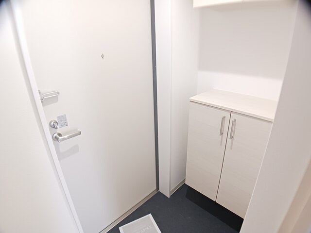 グランラトゥール 玄関