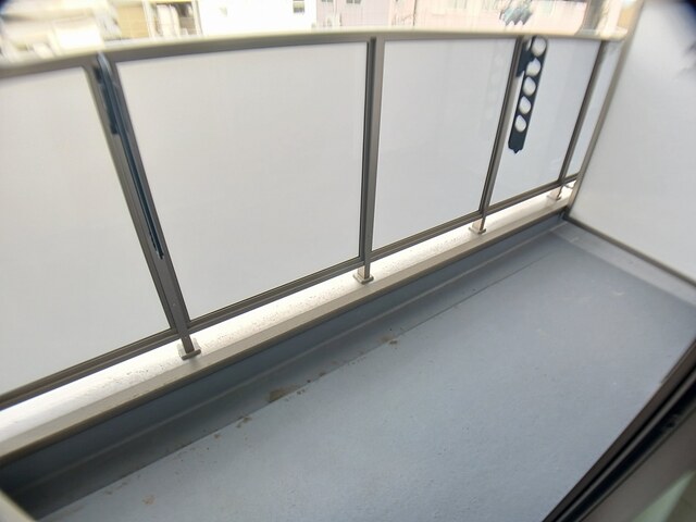 グランラトゥール ベランダ