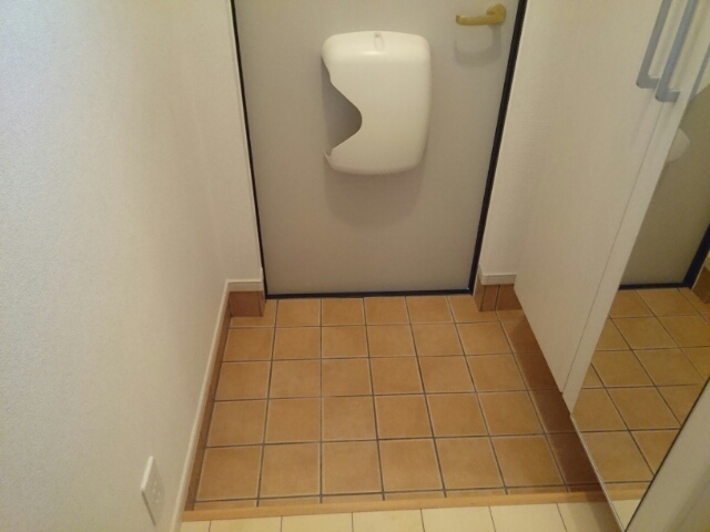 ポーラー・スター 玄関