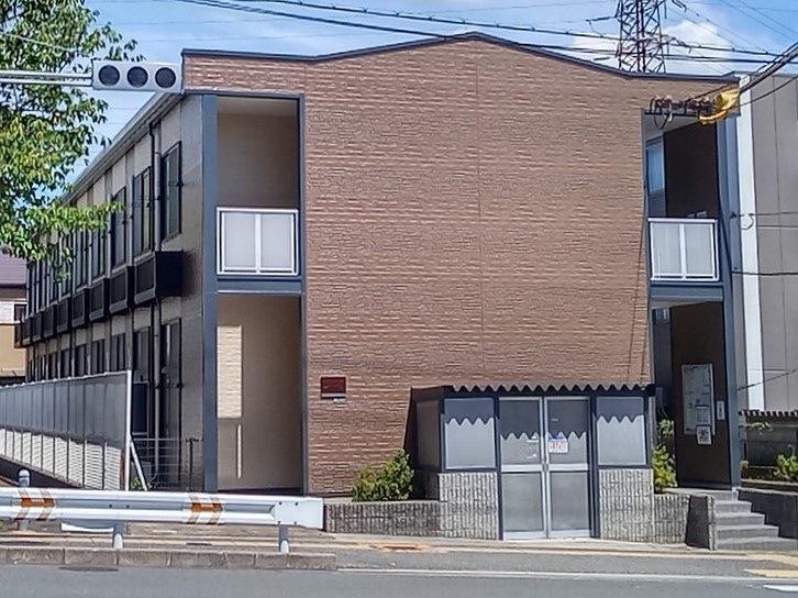 レオパレス佐井寺 外観