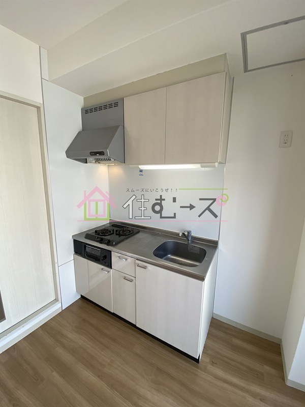 FEEL三国 キッチン