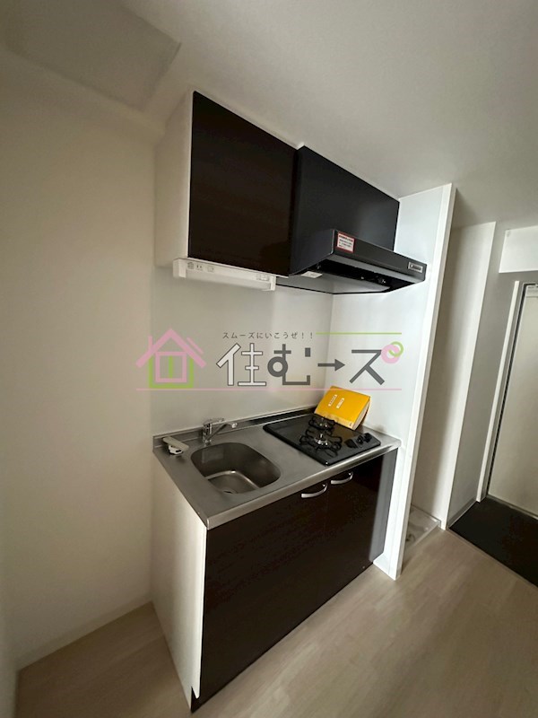 ワールドアイ阿波座WEST キッチン