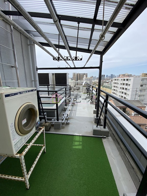 深江橋レジデンスシェアハウス ベランダ