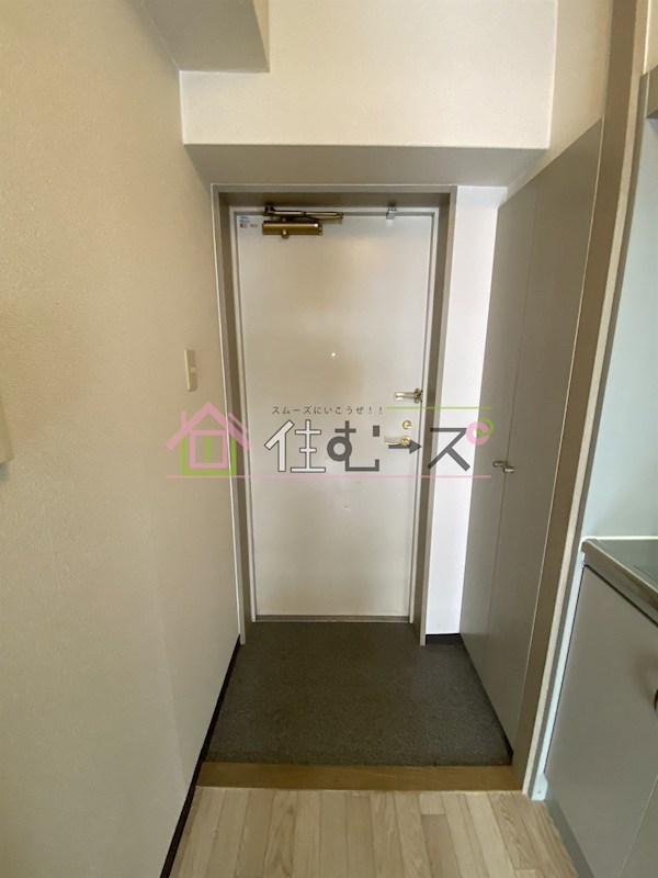 メゾン・ド・ヴィレ　城東 玄関