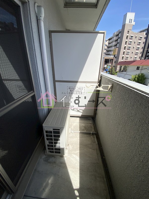 ロジェ今福鶴見 ベランダ