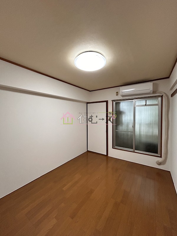 エクセル内本町ハイツ ベッドルーム