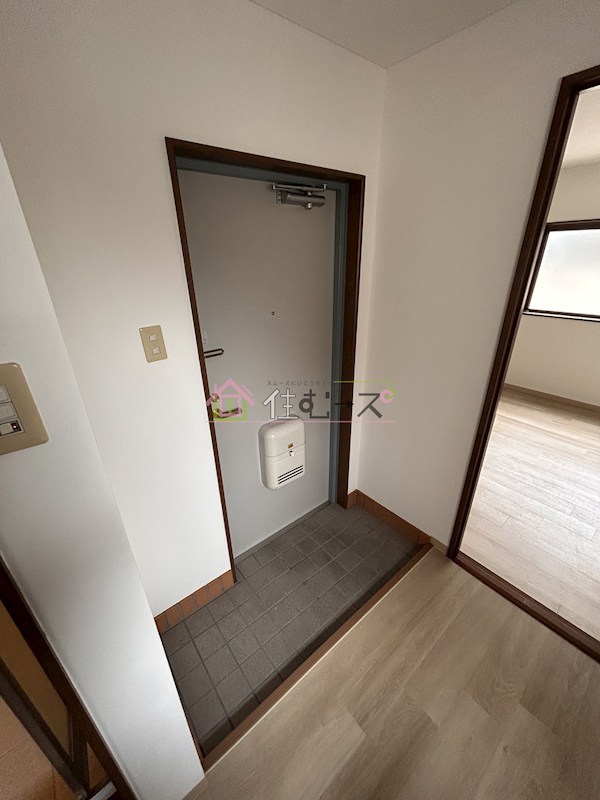 アクアパレスⅢ 玄関