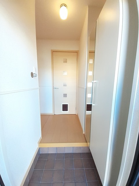 ジョリ－パ－トナ－ 玄関