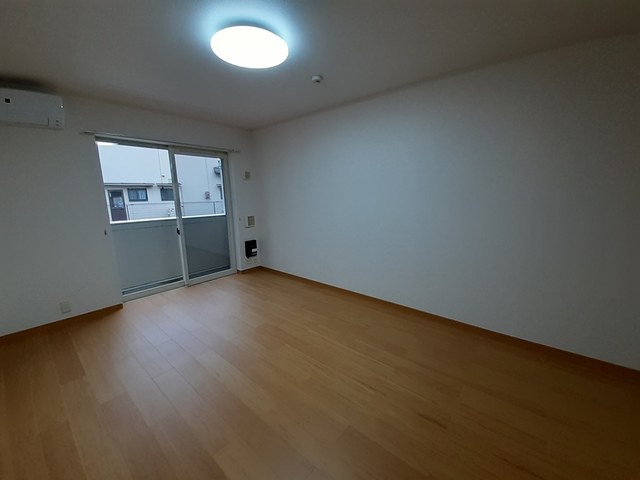 サギタリウス　レオ リビング