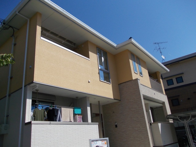 アンソレイエ　忍ヶ丘 外観