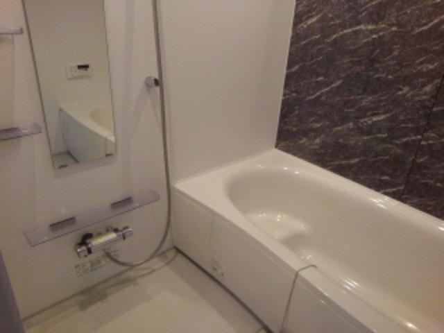 ストロベリーハイツ 風呂画像