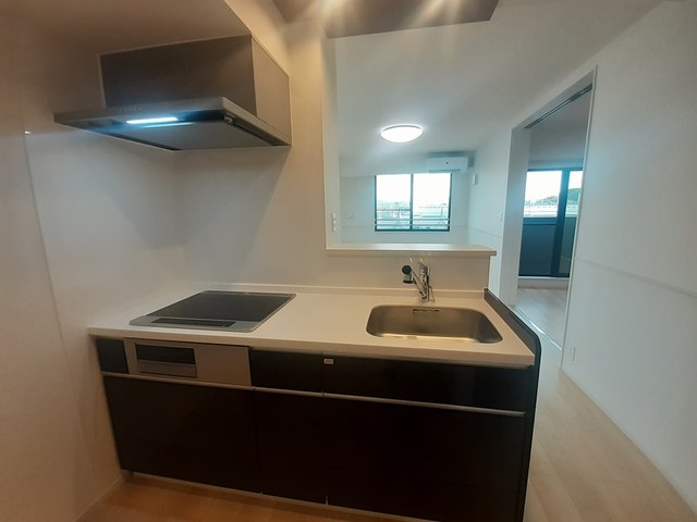 スペチアーレ　トレ キッチン