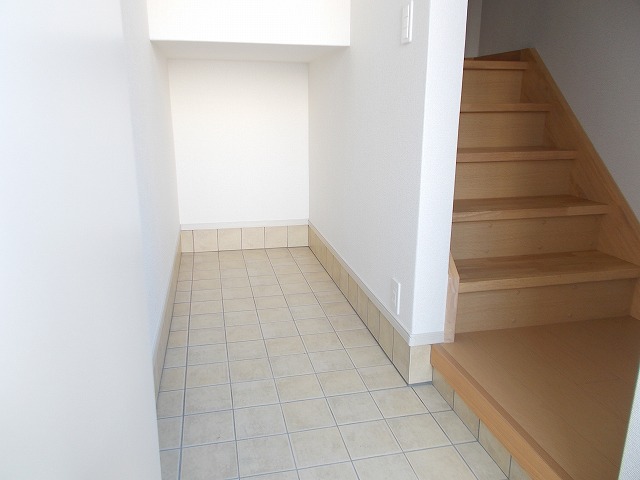 シンフォニア・マキ 玄関