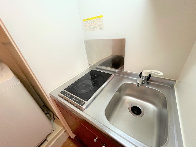 レオパレス板原 キッチン