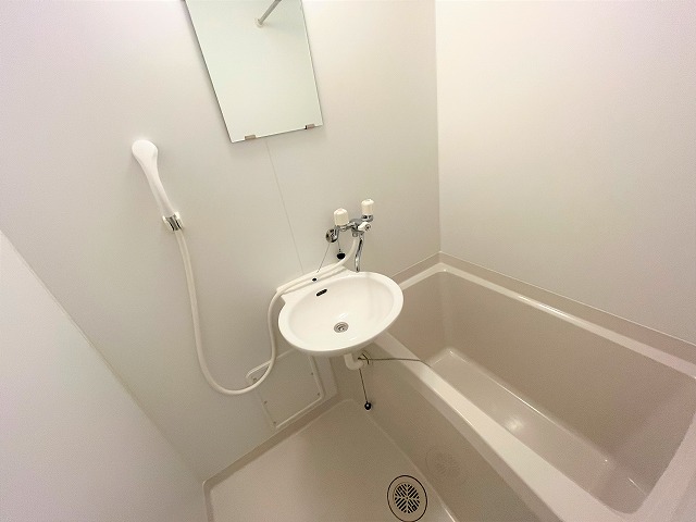 レオパレス板原 風呂画像