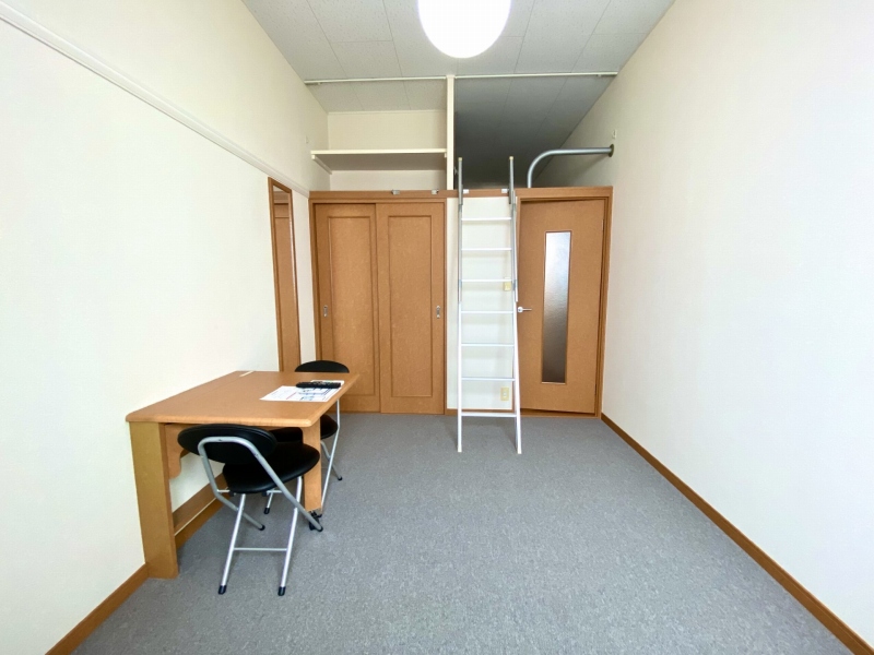 レオパレスグリーンフォレストＢ その他9