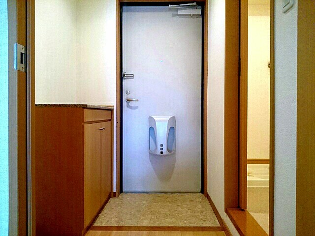 セレンディピティ　Ｏ・Ｖ 玄関